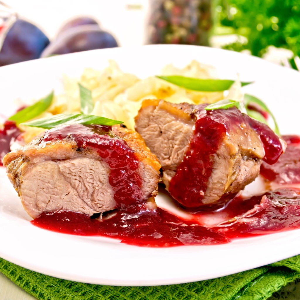 ROASTED DUCK BREAST WITH PLUM SAUCE